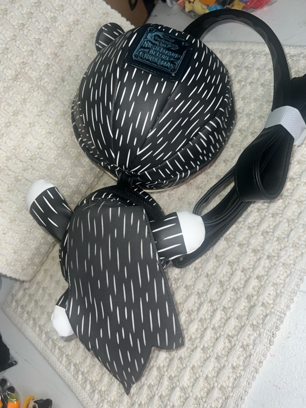 NWT Disney Loungefly Limited Edition Nightmare Before Christmas Teddy Crossbody - Picture 9 of 13
